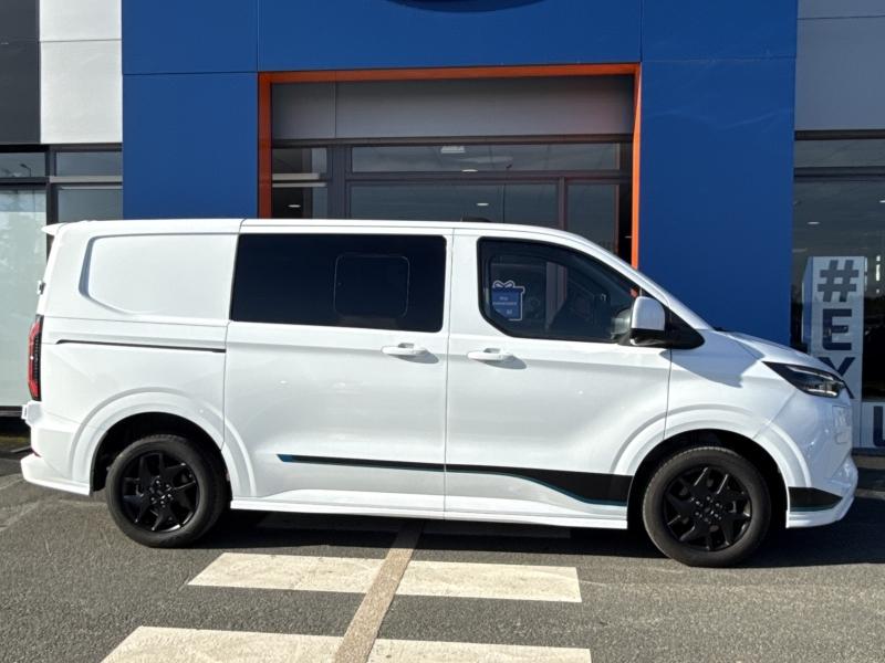 Image FORD Transit Custom Fg 320 L1H1 2.5 Duratec 232ch Hybride recheargeable Cabine Approfondie Sport CVT