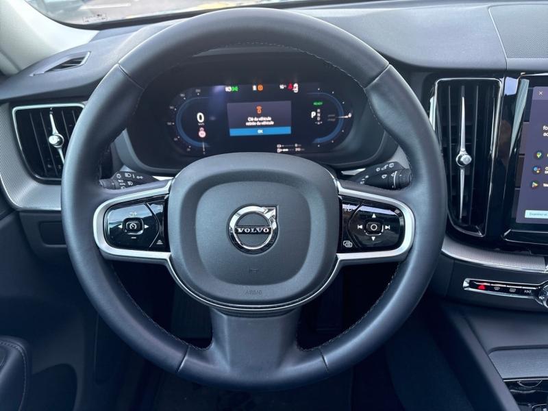 Image VOLVO XC60 T6 Hybride Rechargeable 253 + 145ch Plus Style Dark Geartronic 8 AWD