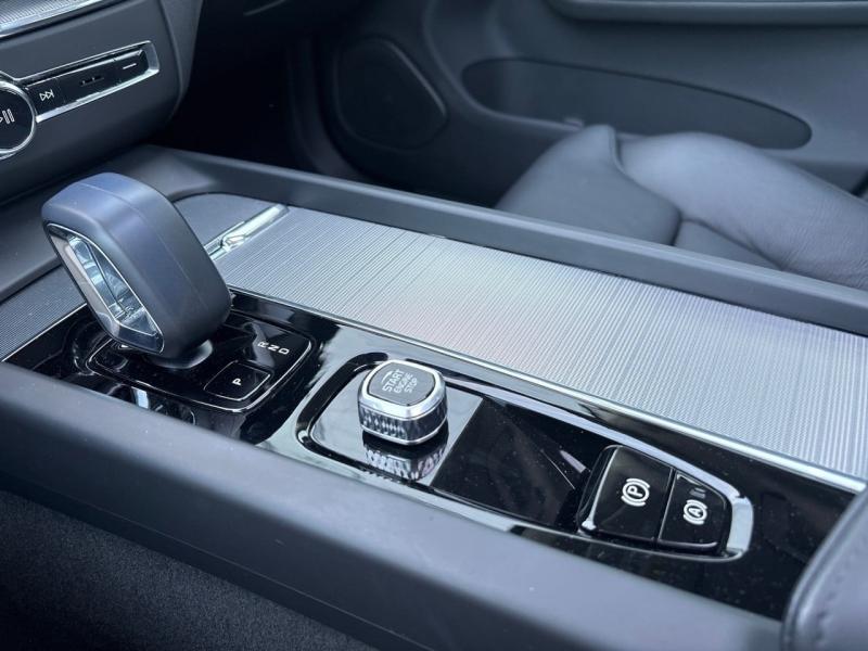 Image VOLVO XC60 T6 Hybride Rechargeable 253 + 145ch Plus Style Dark Geartronic 8 AWD