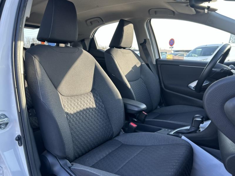 Image TOYOTA Yaris 116h Dynamic Business 5p + Programme Beyond Zero Academy MY22