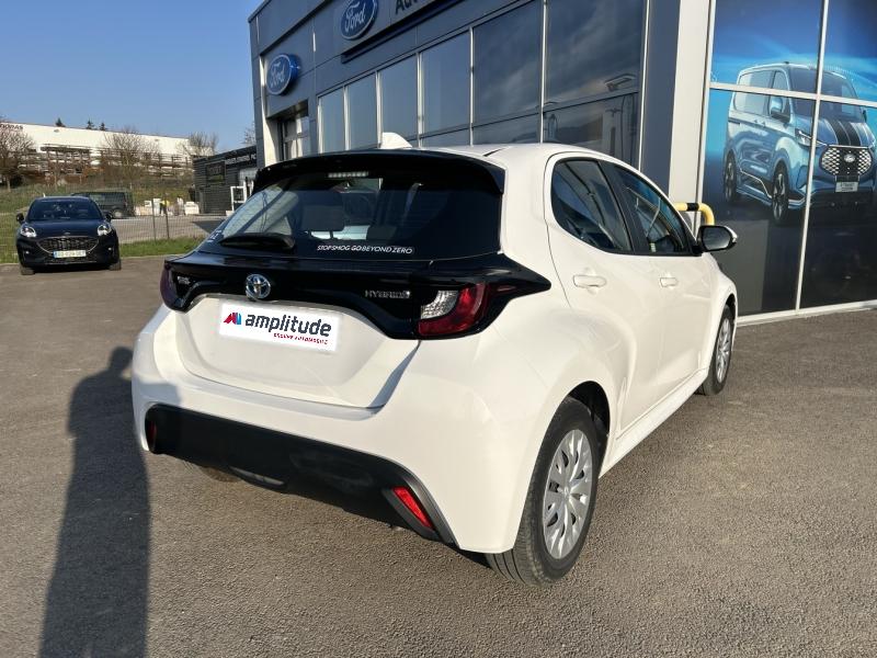 Image TOYOTA Yaris 116h Dynamic Business 5p + Programme Beyond Zero Academy MY22