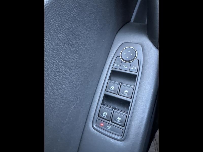 Image RENAULT Captur 1.6 E-Tech hybride 145ch Business -21