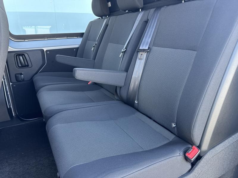 Image PEUGEOT Expert Fg M 2.2 Diesel 180ch Cabine Approfondie Fixe automatique