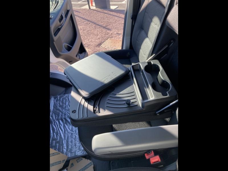 Image FIAT Ducato Fg L2H2 3.3 140ch S&S Pack Premium Connect