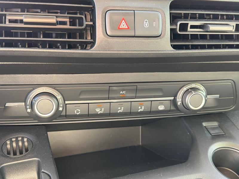 Image OPEL Combo Cargo XL 750kg 100 kW Batterie 50 kWh