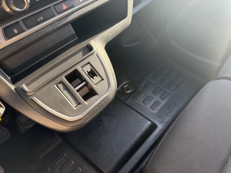 Image PEUGEOT Expert Fg M 2.0 BlueHDi 145ch S&S EAT8