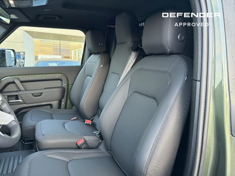 Image LAND-ROVER Defender 90 3.0 D200 Hard Top S