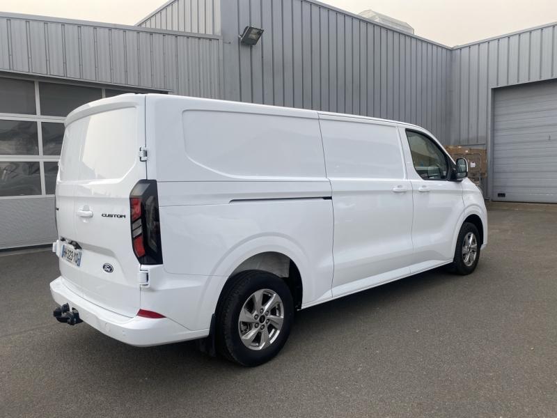 Image FORD Fourgon 320 L2H1 2.0L EcoBlue diesel 150 ch BVM6 LIMITED