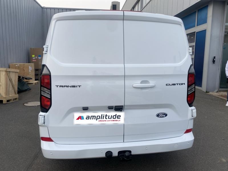 Image FORD Fourgon 320 L2H1 2.0L EcoBlue diesel 150 ch BVM6 LIMITED