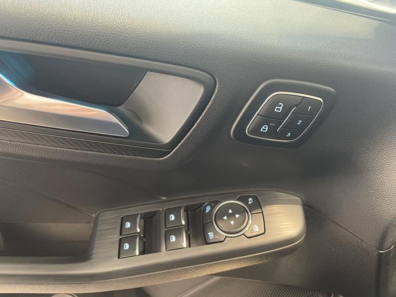 Image FORD Kuga 2.5 Duratec 243 ch Hybride essence Rechargeable (PHEV) Powershift 5p ST LINE X