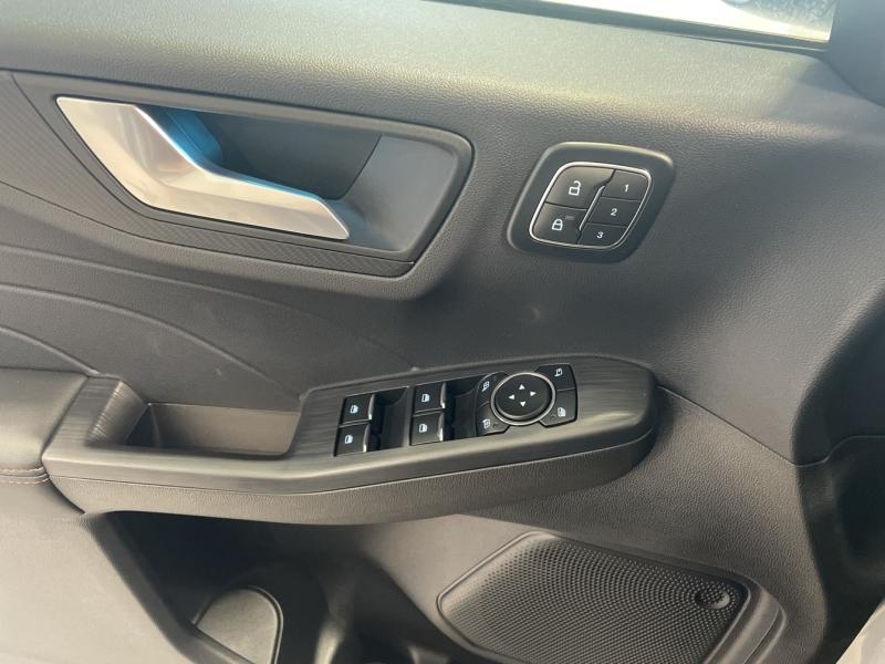 Image FORD Kuga 2.5 Duratec 180 ch Hybrid FlexiFuel (FHEV E85) Powershift 5p ST LINE X