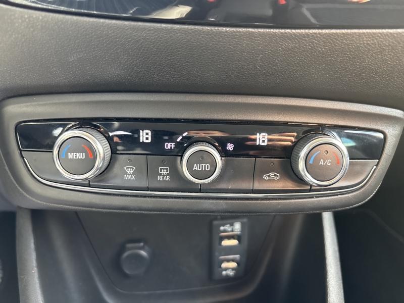 Image OPEL Crossland X 1.5 D 120ch Elegance BVA Euro 6d-T