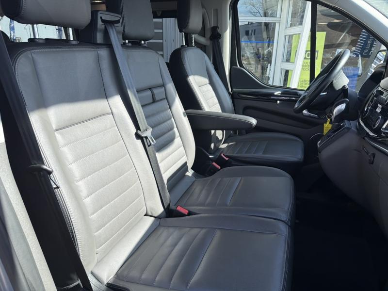 Image FORD Tourneo Custom 320 L2H1 2.0 EcoBlue 130ch Titanium BVA 7cv