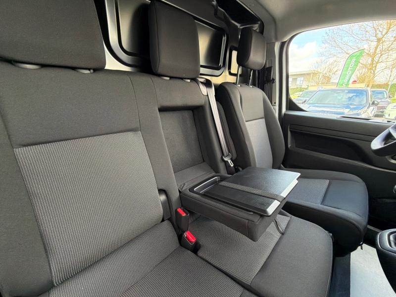 Image OPEL Vivaro Fourgon Taille M BlueHDi 120 S S BVM6