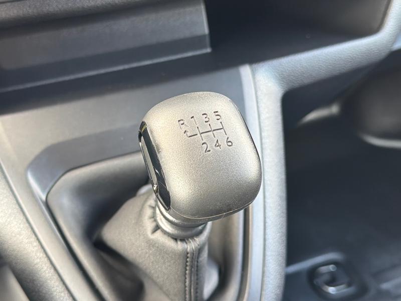 Image OPEL Vivaro Fourgon Taille M BlueHDi 120 S S BVM6