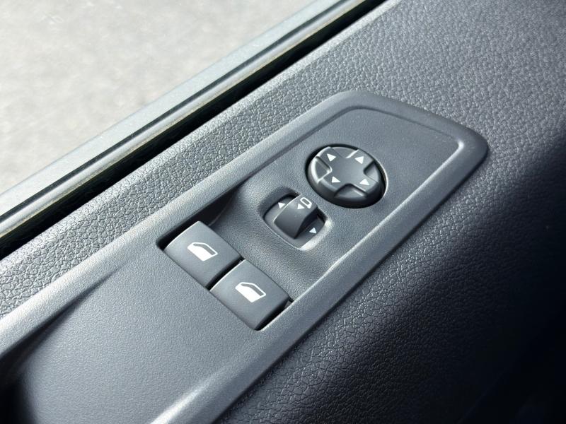 Image OPEL Vivaro Fourgon Taille M BlueHDi 120 S S BVM6