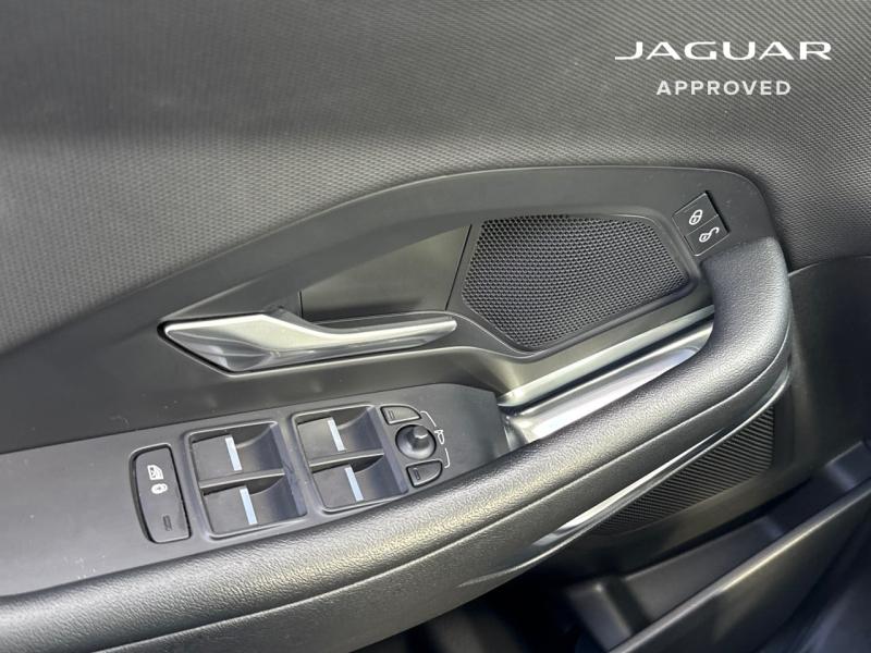 Image JAGUAR E-Pace 2.0D 150ch