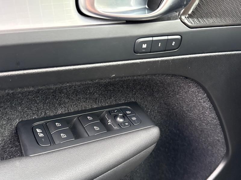 Image VOLVO XC40 B3 163ch Plus DCT 7