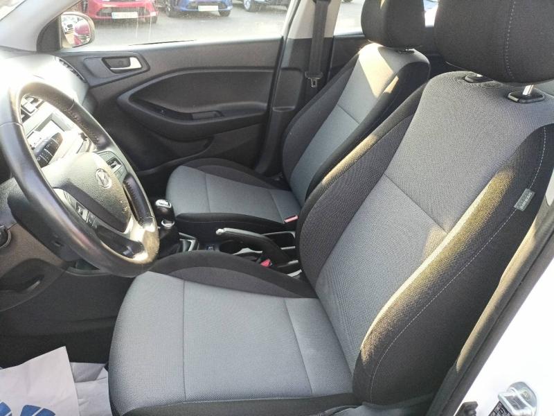 Image HYUNDAI i20 1.2 75ch Initia