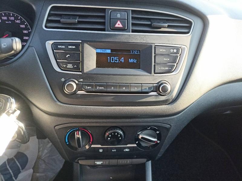 Image HYUNDAI i20 1.2 75ch Initia