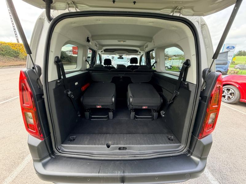 Image CITROEN Berlingo XL BlueHDi 130ch S&S Shine 7 places