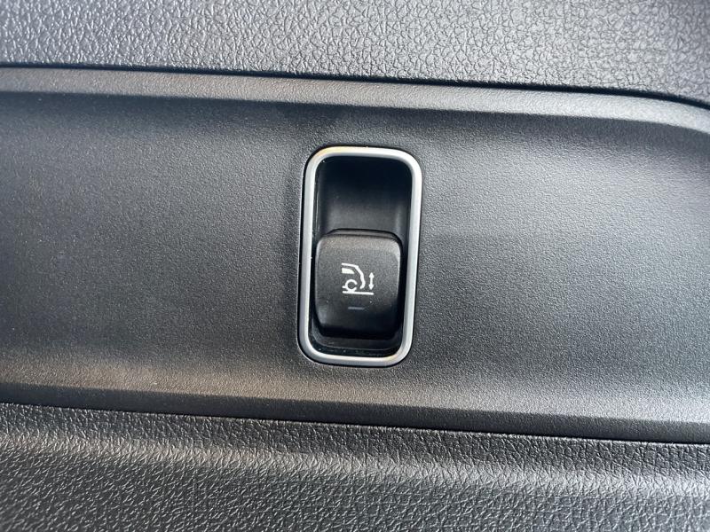 Image MERCEDES-BENZ GLE 300 d 245ch AMG Line 4Matic 9G-Tronic