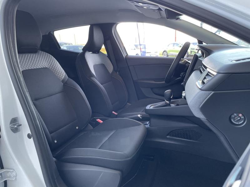 Image MITSUBISHI Colt 1.6 MPI HEV 143ch Invite+ 2026