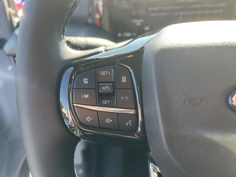 Image FORD Transit Custom Fg 320 L2H1 2.5 Duratec 232ch Hybride recheargeable Cabine Approfondie Limited CVT