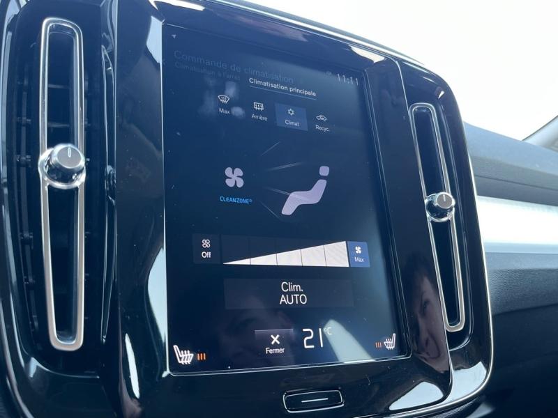 Image VOLVO XC40 D3 AdBlue 150ch Momentum Geartronic 8