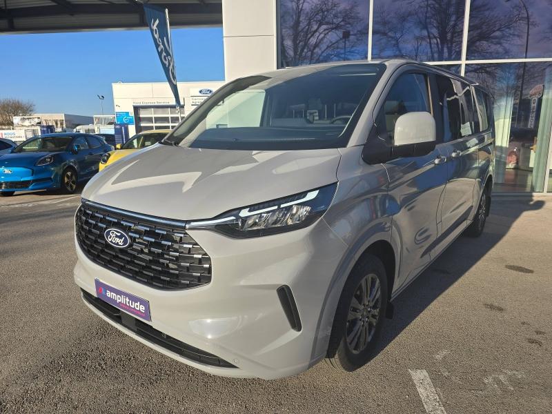 Photo FORD Tourneo Custom 320 L2H1 2.0 EcoBlue 170ch Titanium BVA8