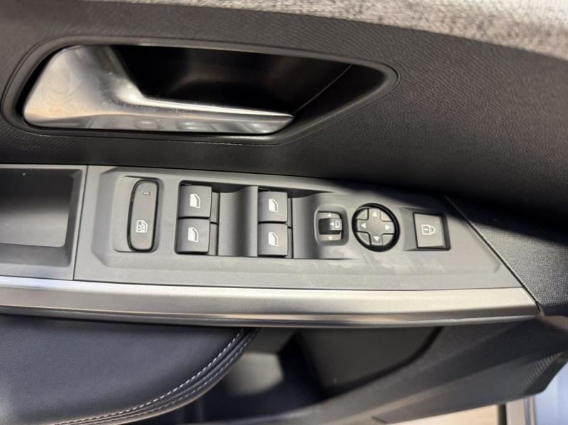 Image PEUGEOT 3008 1.2 Hybrid 145ch Allure e-DCS6