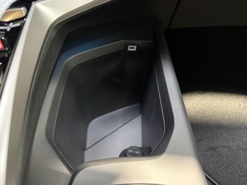 Image PEUGEOT 3008 1.2 Hybrid 145ch Allure e-DCS6