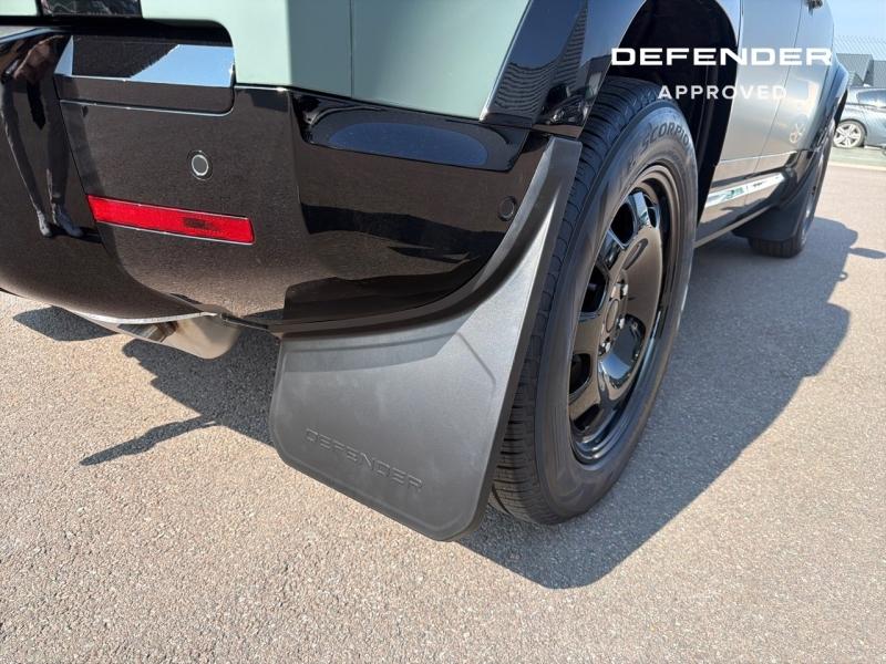 Image LAND-ROVER Defender 110 2.0 P300e PHEV Trophy Edition Keswick Green