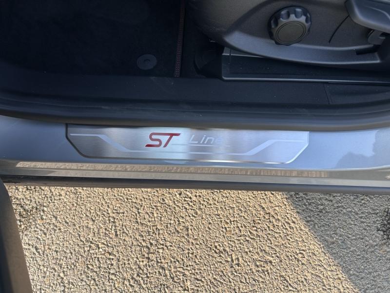 Image FORD Puma 1.0 EcoBoost Hybrid 125 ch Powershift ( (mHEV essence) DCT7 5p ST-LINE