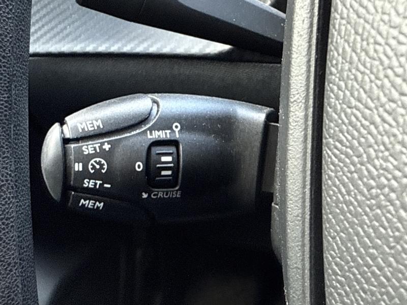 Image PEUGEOT 208 1.2 PureTech 75ch S&S Like