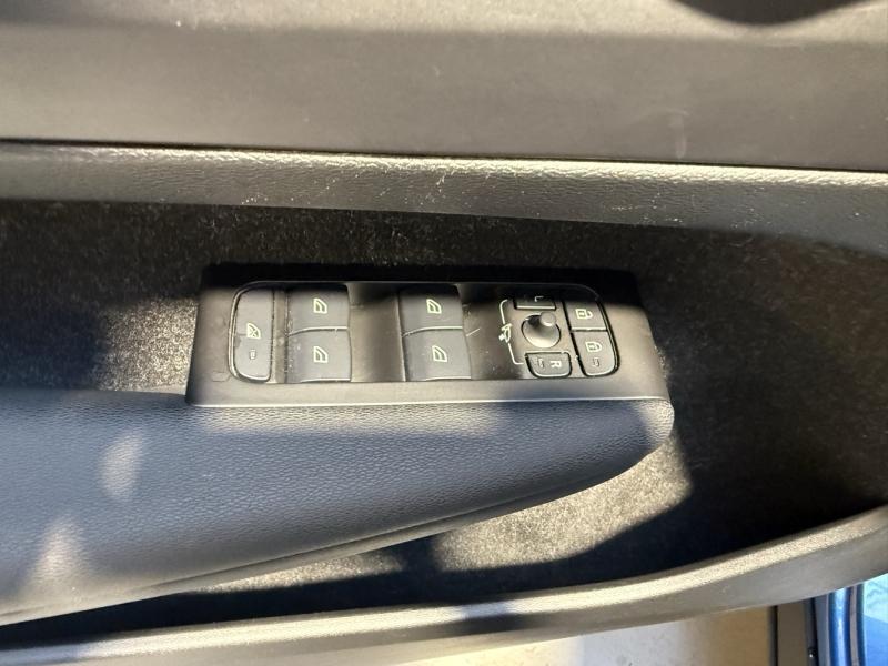 Image VOLVO XC40 T5 Recharge 180 + 82ch R-Design DCT 7