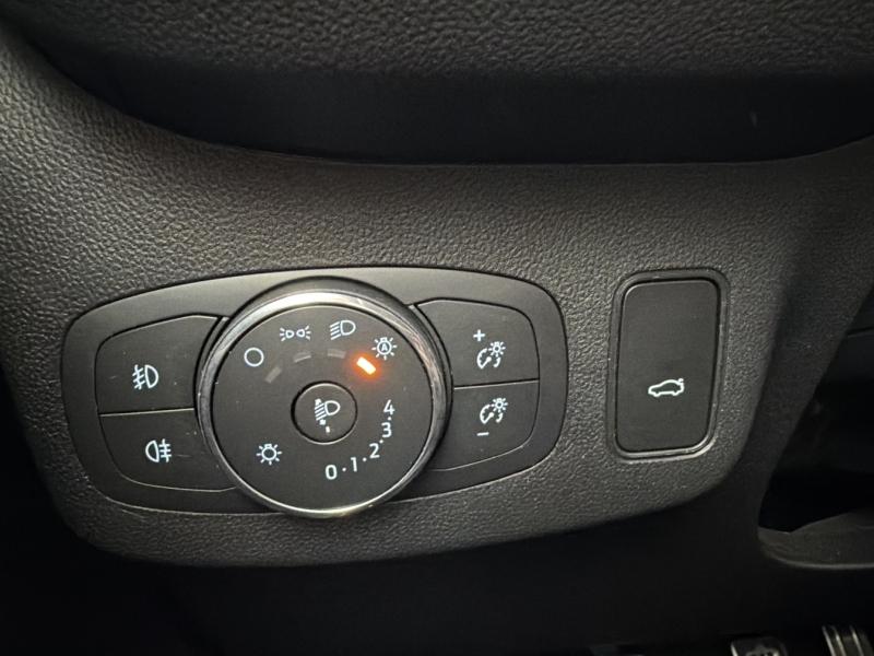 Image FORD Puma 1.0 Flexifuel 125ch S&S mHEV ST-Line X Vivid Ruby Edition