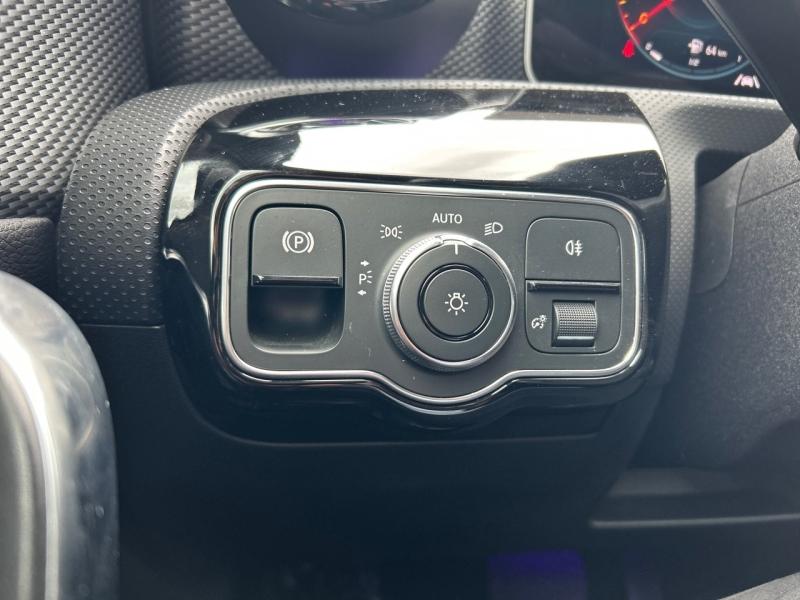 Image MERCEDES-BENZ Classe A 180 136ch Progressive Line 7G-DCT