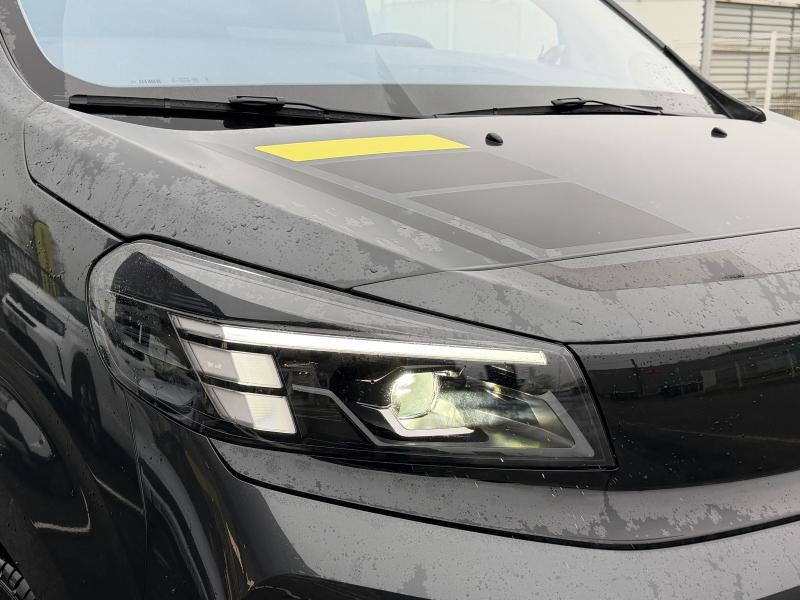 Image OPEL Vivaro Fg M 2.2 Diesel 180ch Sportive automatique