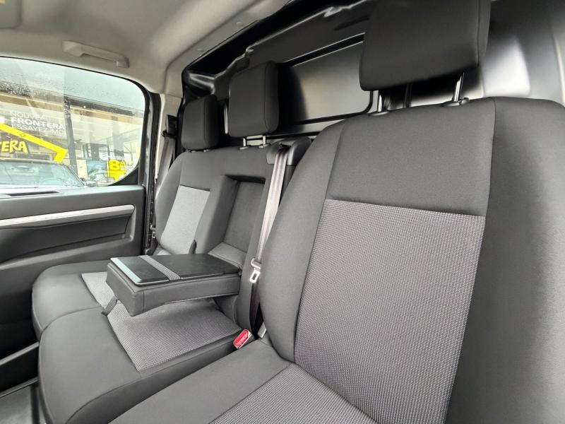 Image OPEL Vivaro Fg M 2.2 Diesel 180ch Sportive automatique