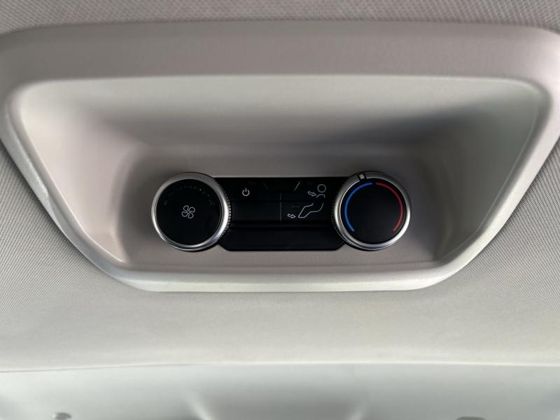 Image FORD Tourneo Custom 320 L2H1 2.0 EcoBlue 150ch Titanium