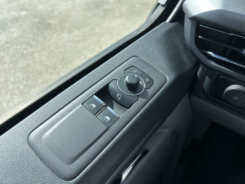 Image FORD Tourneo Custom 320 L2H1 2.0 EcoBlue 150ch Titanium