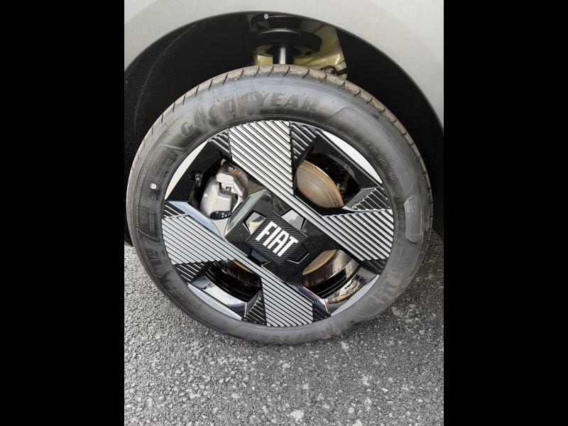 Image FIAT Grande Panda Electrique 113ch La Prima