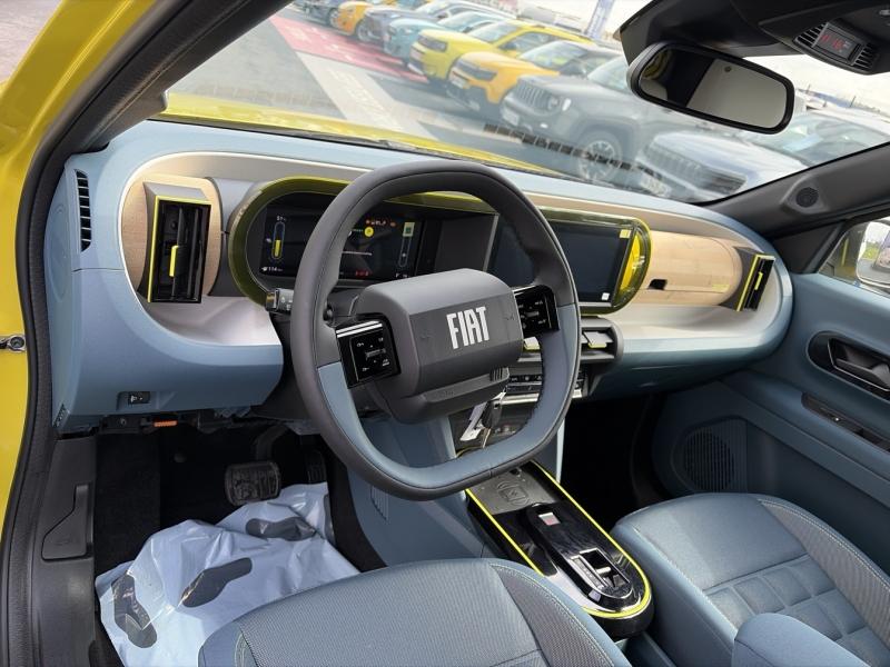 Image FIAT Grande Panda Electrique 113ch La Prima