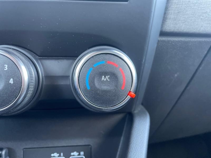 Image RENAULT Clio 1.5 dCi 100ch Evolution - 25