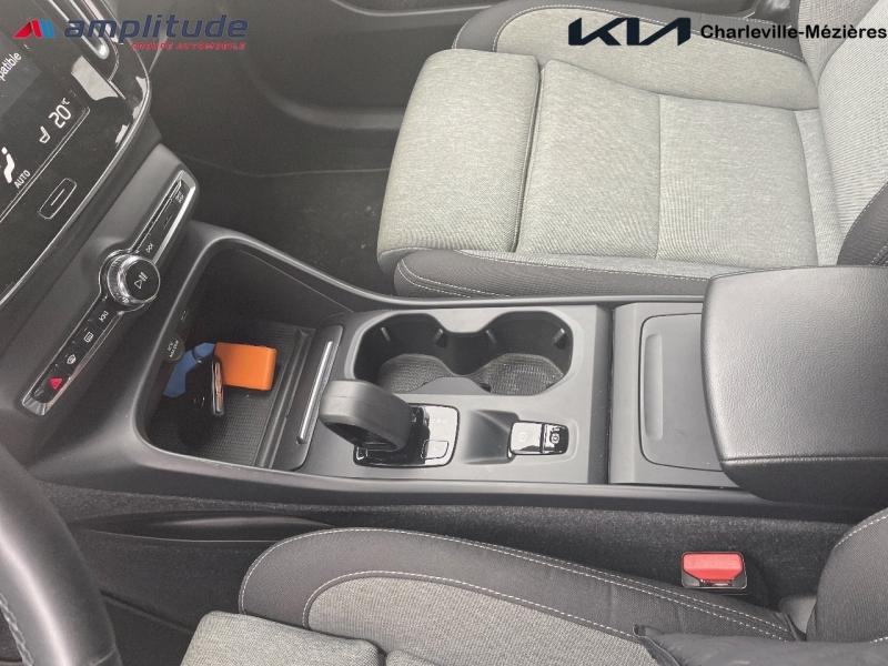 Image VOLVO XC40 T2 129ch Momentum Business Geartronic 8