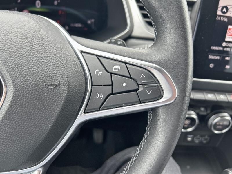 Image RENAULT Captur 1.3 TCe 140ch FAP Intens EDC -21