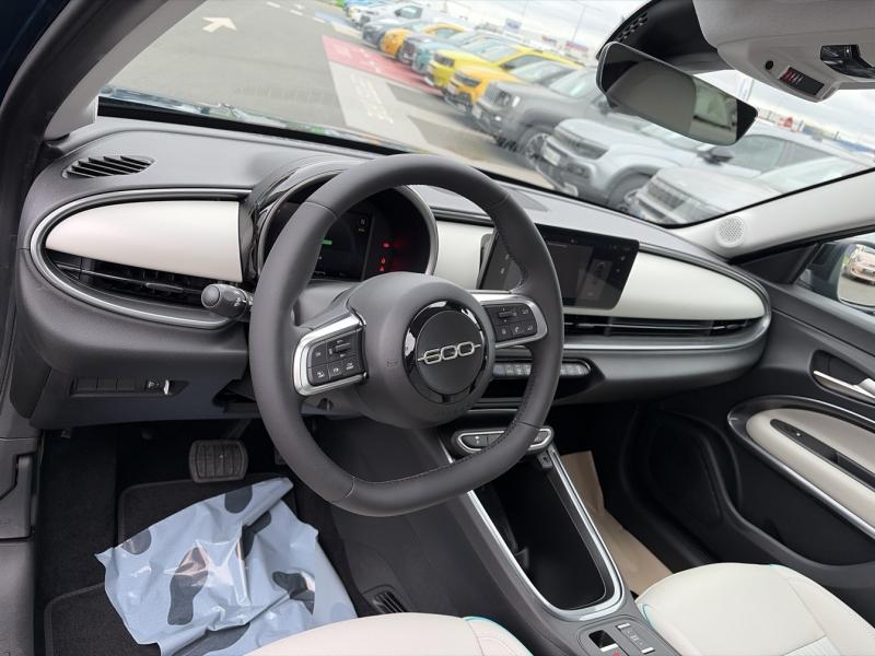Image FIAT 600 e 156ch 54kWh La Prima
