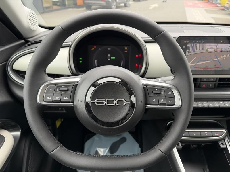 Image FIAT 600 e 156ch 54kWh La Prima