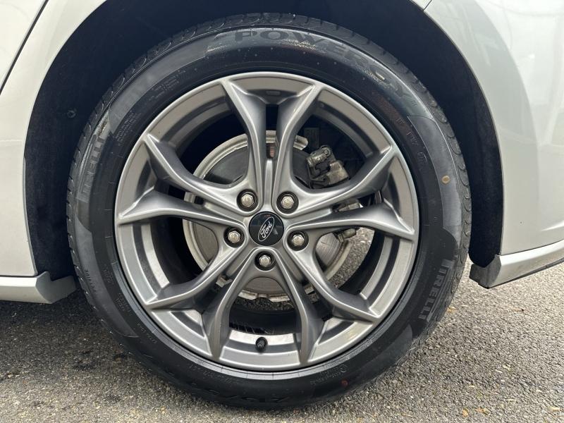 Image FORD Focus 1.0 Flexifuel 125ch mHEV ST-Line